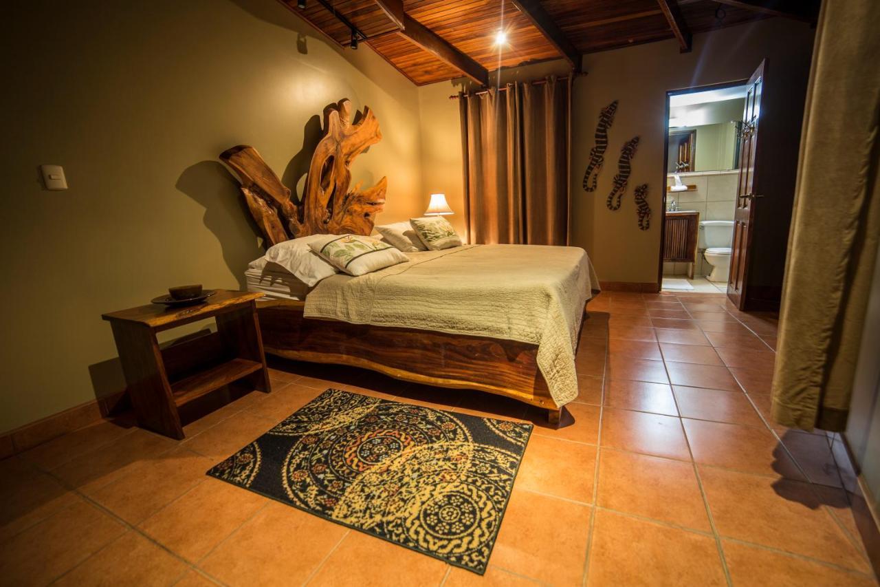 Villas Oasis Manuel Antonio Exterior photo