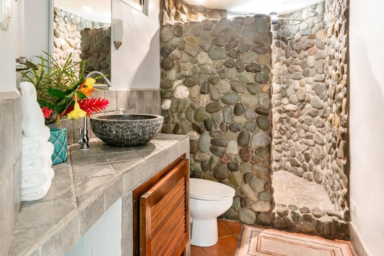 Villas Oasis Manuel Antonio Exterior photo